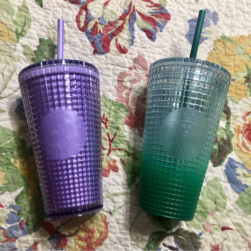Set of 2 Starbucks Grande Grid Cups from London